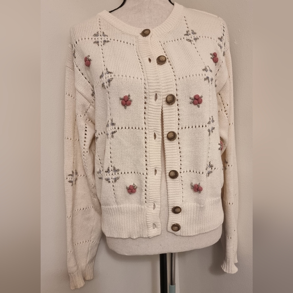 Cream Cardigan with Floral Embroidery